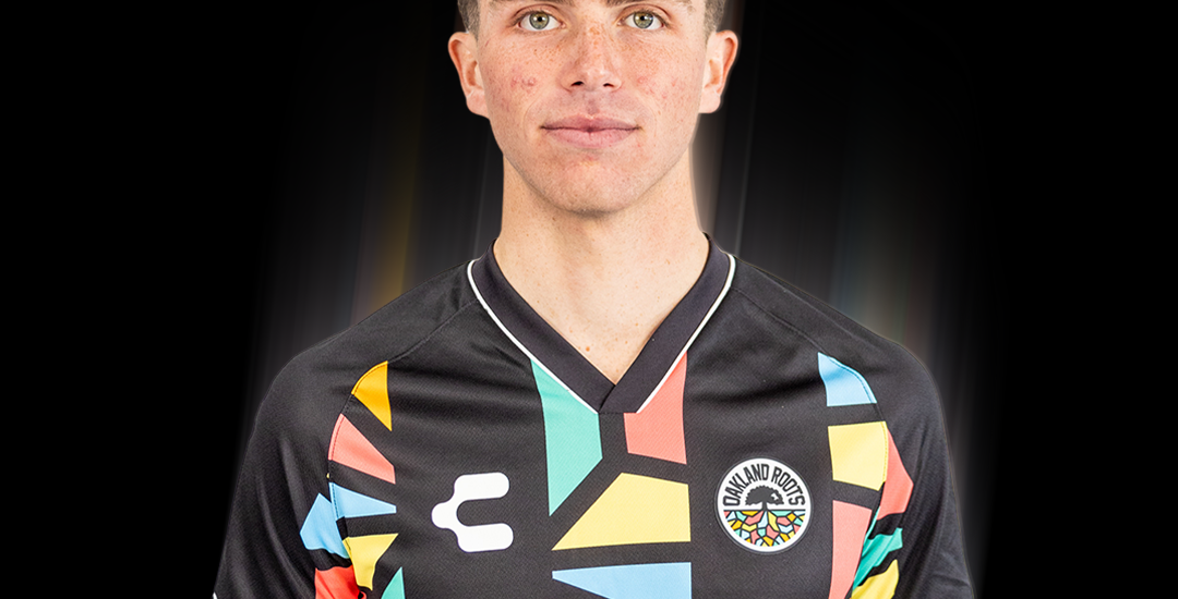 Ali Elmasnaouy wearing an Oakland Roots SC Primary Kit.