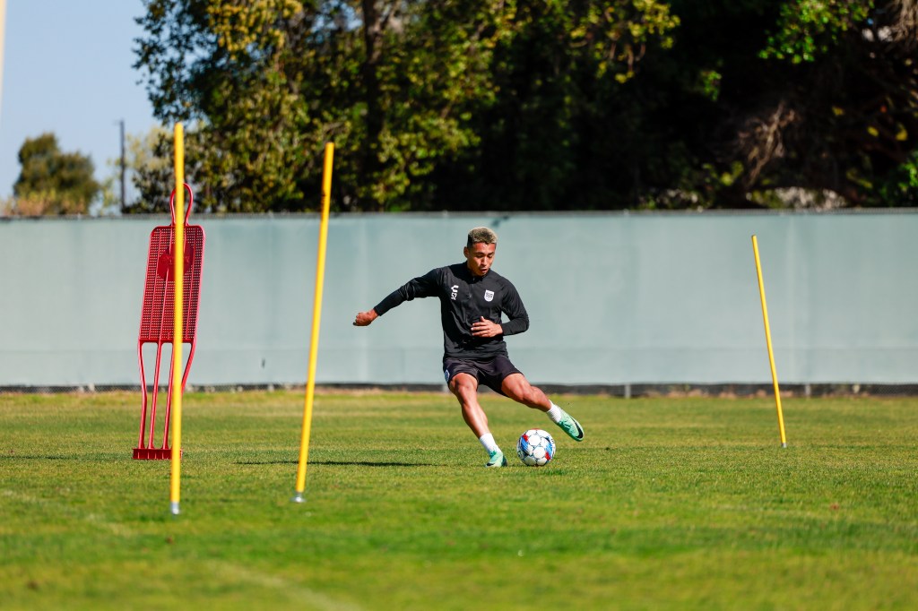 Image of Oakland Roots SC Academy Player Juan Sanchez.